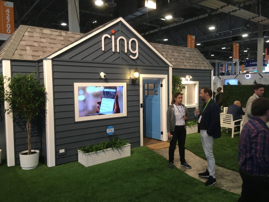 聊聊CES 2018上的电视、平板与新科技